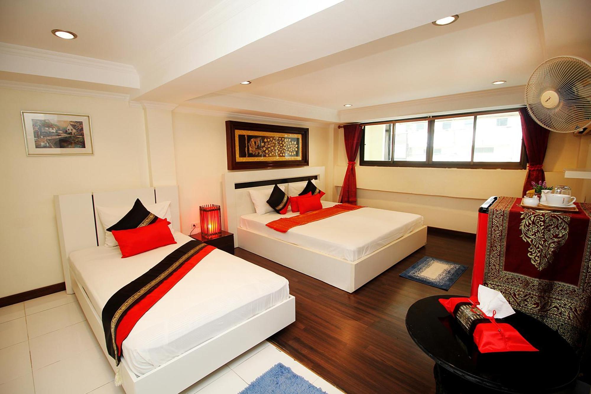 Sky Silk Decoration House Hotel Patong Exterior foto
