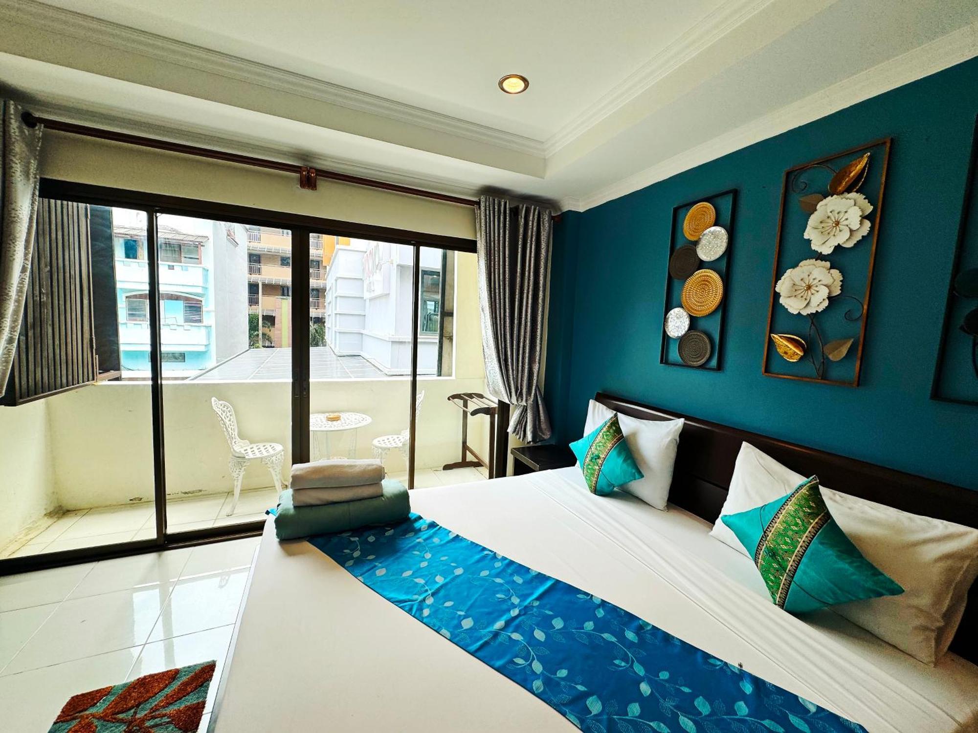 Sky Silk Decoration House Hotel Patong Exterior foto